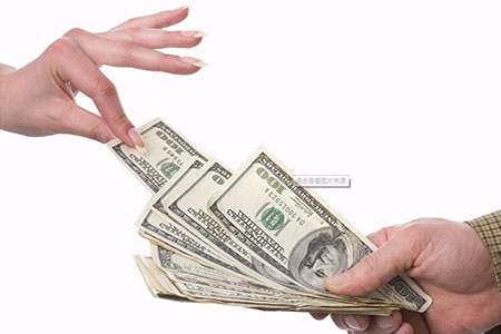 “期货铁价实时行情一览”